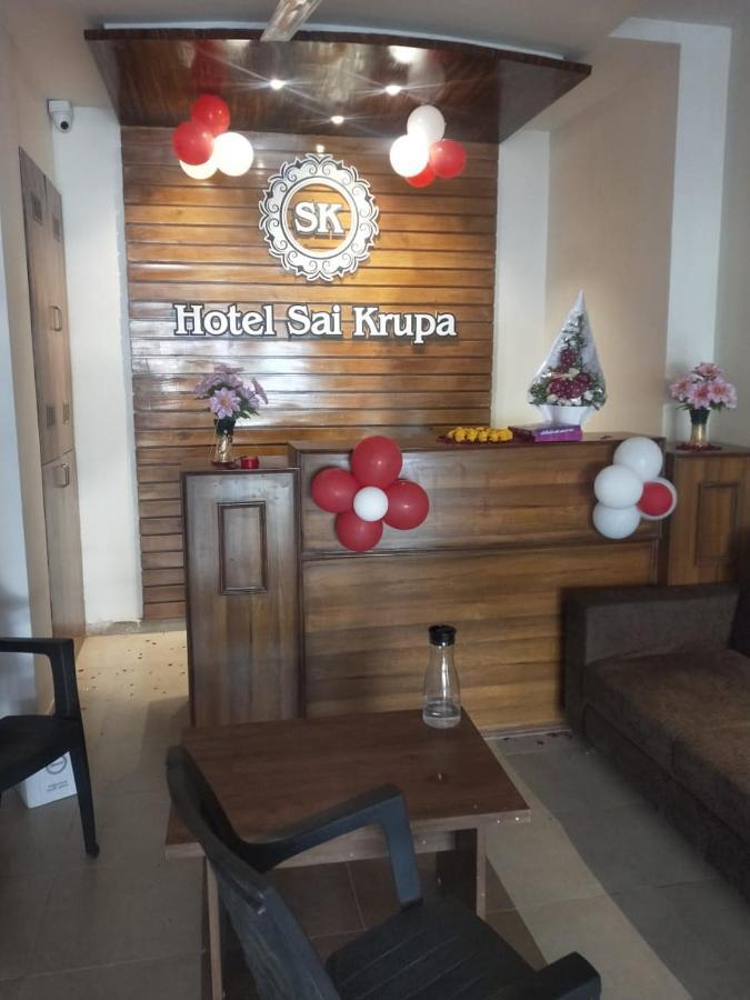 Hotel Sai Krupa Ахмедабад Екстериор снимка